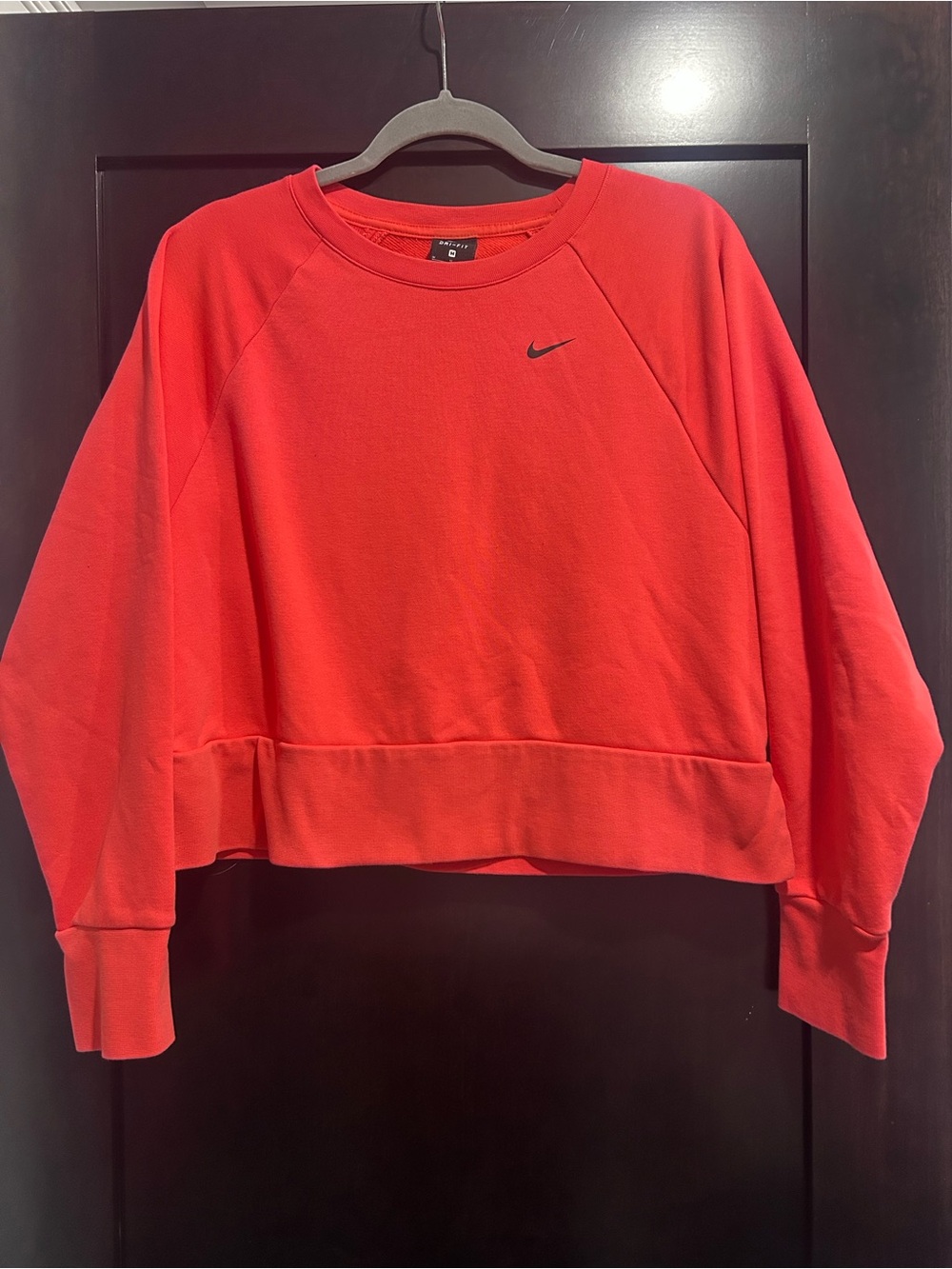 Nike Size Medium Women's Crewneck Sweatshirt